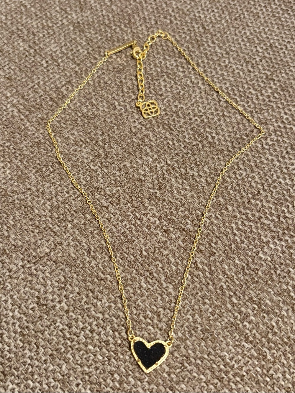 Kendra Scott Gold-Tone Necklace with Black Heart Pendant - Women's Jewelry